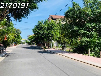 Chuyên đất cam lâm-bán đất đường đinh tiên hoàng-giá cực tốt- trục đường chính kết nối ra sân bay 3