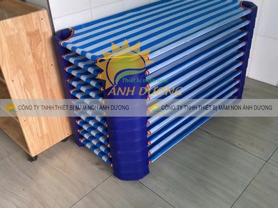Giường lưới mầm non cho bé ngủ trưa giá rẻ 6