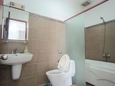 Biệt thự căn góc 2 mặt tiền khu vip quân đội ngay phan văn trị - dòng tiền 470 tr/năm - chỉ 33 tỷ 4