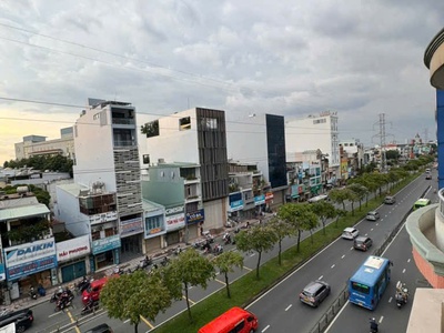 Mặt tiền kinh dương vương - 7 tầng nhà đẹp vào ở ngay 6 tỷ 4