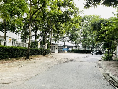 Hàng đẹp vạn phúc   ở là sướng   làm văn phòng là chất   đầu tư là lời 1