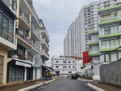  mặt tiền đường 8m khu phân lô - cạnh aeon mall tên lửa gần bến xe miền tây - nhà đẹp 2 tầng đa 0