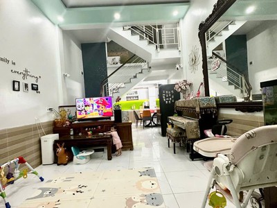 Chính chủ cần bán gấp nhà đẹp, vuông vắn tại 55 bùi thị từ nhiên, quận hải an, hải phòng 0