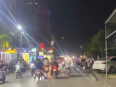 Chính chủ cần tiền bán gấp nhà mặt đường - vị trí kinh doanh siêu đẹp tại ấp đồn, yên phong, bắc 2