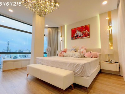 Bán tòa nhà góc 2 mặt tiền  cách mạng tháng 8, p.13, q.10   vỉa hè 10m   full nội thất siêu đẹp 3
