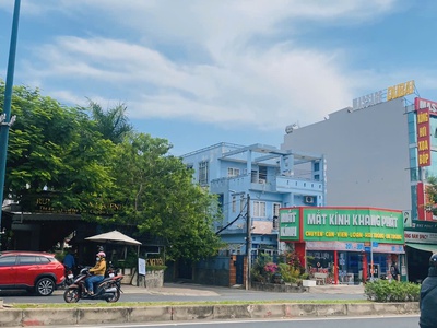  biệt thự lê văn việt - giảm giá sâu 6.5 tỷ   2 mặt tiền thoáng mát - 7pn - ô tô ngủ trong nhà. 3