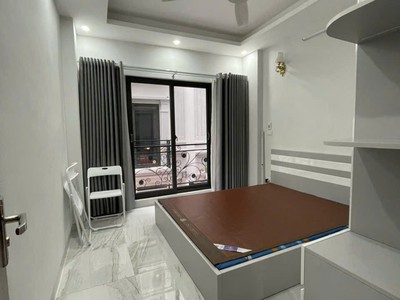 Bây giờ tìm đâu ở trung tâm thị trấn chúc sơn căn nhà 4 tầng mà giá chỉ 3tỉ250tr. 2