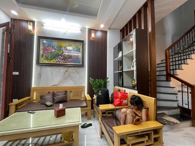 Bây giờ tìm đâu ở trung tâm thị trấn chúc sơn căn nhà 4 tầng mà giá chỉ 3tỉ250tr. 0