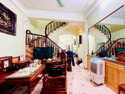 Bán nhà lạc long quân   45m  x 4 tầng   ngõ thông - ôtô - dân xây - lô góc - 11.5 tỷ 2