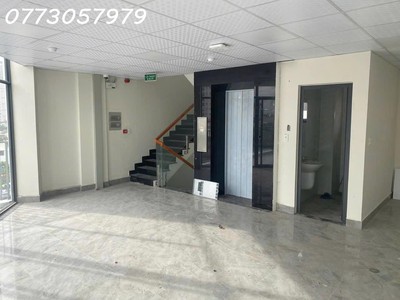 Bán tòa nhà 8 tầng   35a trần đình xu, p. cầu kho, q.1 dt 8x20m 4