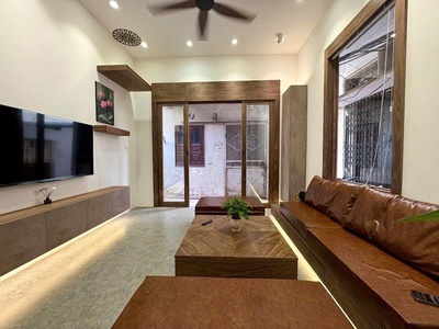 Đỉnh, siêu phẩm láng hạ, ngõ to, nông, kinh doanh dễ, 45m, giá 20 tỷ, nhà mới, 30m ra đường lớn. 1