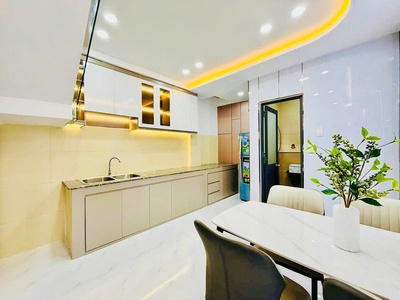 Bán nhà gò vấp hẻm xe hơi 1 trục gần công viên làng hoa, 4 phòng ngủ, chỉ 5 tỷ 8 nhỉnh thương lượng 2