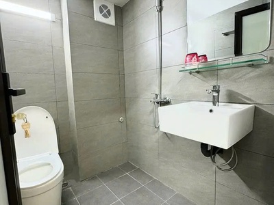 Ngọc thuy nhà 4 tầng kinh doanh ô tô đỗ cửa ngọc thụy 42 m2 x8.8 tỷ long biên. 2