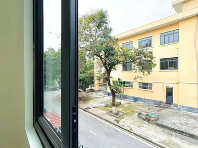 Ngọc thuy nhà 4 tầng kinh doanh ô tô đỗ cửa ngọc thụy 42 m2 x8.8 tỷ long biên. 4