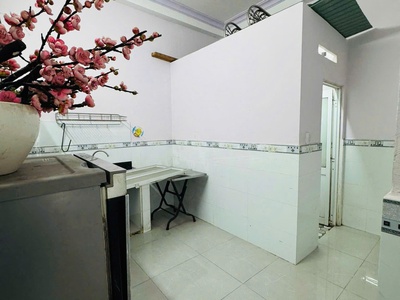 Bán nhà phạm văn chiêu, hẻm xe hơi 6m, gần mặt tiền, dt lớn 4.03 x 18m   giá chỉ 6 tỷ 8 thương lượng 3