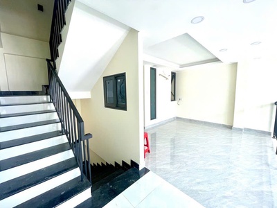 Bán chdv 5 phòng thu nhập sẵn 20 triệu/tháng, thống nhất, gò vấp, ngang 5.8m nở hậu, giá chỉ 5 tỷ 4