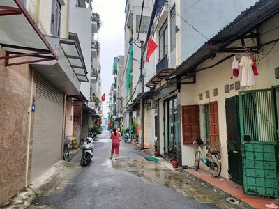 Bán mảnh đất vip-đẹp nhất phúc đồng 40m,sẵn nhà c4,phân lô,2 ôtô tránh,giá đầu tư 7.x tỷ 0