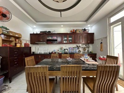 Giảm sâu 1 tỉ, 4 tầng mới đẹp, hxh thông, lk phan đình phùng 1