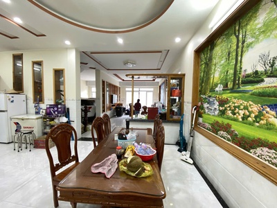 Gấp bán biệt thự mặt tiền đ số khu dân cư vĩnh lộc ngay công viên 190m2,4tầng 17tỷ4 4