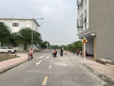 Đất Cự Khối Long Biên 79,8m2 - Hạ tầng đẹp, tiện ích đầy đủ, tiềm năng tăng giá cao, sổ đỏ sẵn 2