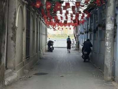 Mảnh Đất Đẹp 169 m2, mặt tiền 13m Ngõ  Võng Thị, Bưởi, Tây Hồ.  Xây Biệt Thự, Căn Hộ. Giá 47.5 Tỷ 2