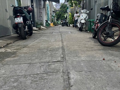 Nhà Mới Ở Ngay - Hẻm Xe Hơi - Sát Mặt Tiền Gò Xoài - Giá Chỉ 4 Tỷ 9 0