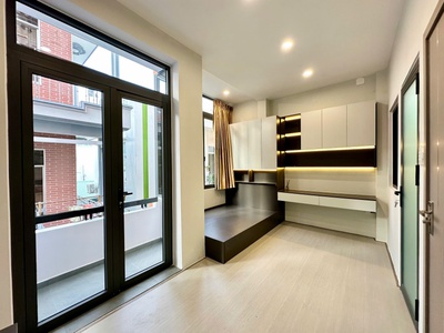 Bán Nhà 3 Tầng Mới Keng Hẻm Đường Tháp Bà 8