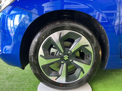Suzuki Swift Hybrid 2025 - Biểu Tượng Phong Cách và Công Nghệ 2