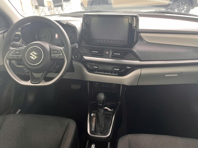 Suzuki Swift Hybrid 2025 - Biểu Tượng Phong Cách và Công Nghệ 5