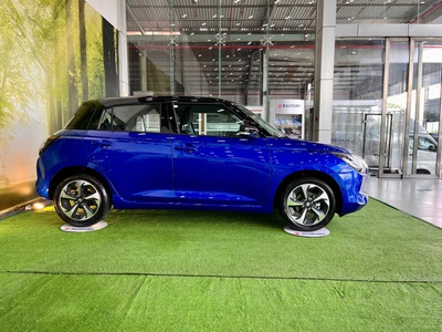 Suzuki Swift Hybrid 2025 - Biểu Tượng Phong Cách và Công Nghệ 8