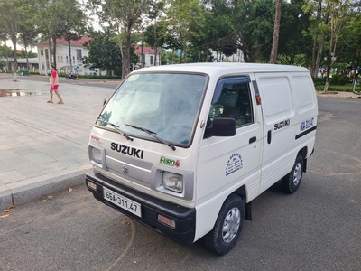 Cóc con Suzuki Van 2019 0