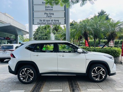 Toyota Yaris Cross 2025  Xăng    Ưu đãi 50 trước bạ 4
