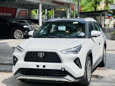 Toyota Yaris Cross 2025  Xăng    Ưu đãi 50 trước bạ 2