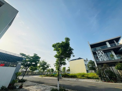 Bán đất Phường 4, Tân An   90 m    Giá 1 tỷ   Sổ hồng riêng   Xây dựng tự do 1