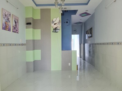 Chủ gửi bán căn nhà 1 lầu tại Đinh Đức Thiện, Bình Chánh giá 1 tỷ 450 triệu sổ hồng cầm tay 2