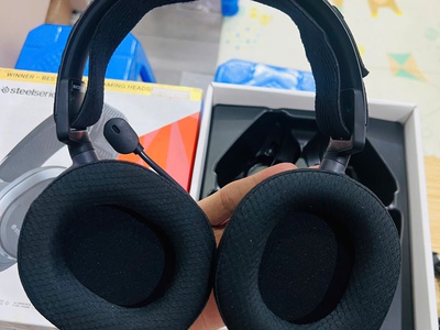 Tai nghe SteelSeries Arctis Pro Wireless 1