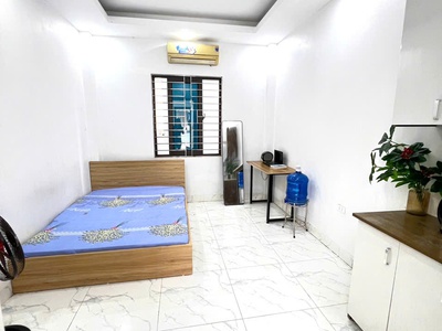 Cho thuê phòng đẹp thoáng giá rẻ tại ngõ 193 phú diễn 2