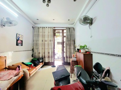 Ngộp ngộp bán gấp nhà hẻm ba gác lê hồng phong 3tầng -40m 4pn vào ở ngay,  6tỷ hơn 1