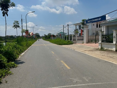 Cần bán gấp 100m  đất ngọc liệp, xã quốc oai   ô tô vào tận đất   giá chỉ từ 3x triệu/m 2