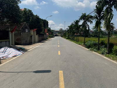 Cần bán gấp 100m  đất ngọc liệp, xã quốc oai   ô tô vào tận đất   giá chỉ từ 3x triệu/m 3