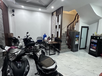 Bán nhà mới đẹp ngõ 521 trương định 15m ra oto tránh 33m2 giá 7 tỷ 0