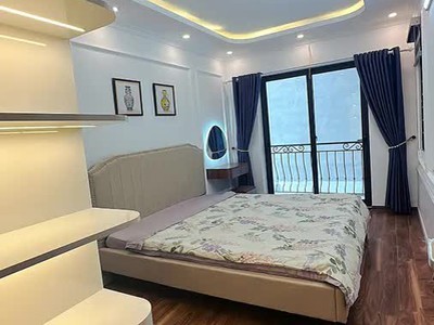 Nhà mới ở luông 6 p ngủ phố đàm quang trung 46m2 x 5 tầng,mặt tiền  3.5m, 8.3 tỷ long biên. 2