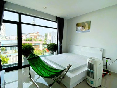 Cho thuê nhà mặt tiền 1 trệt 3 lầu phường trường thọ, tiện kinh doanh 1