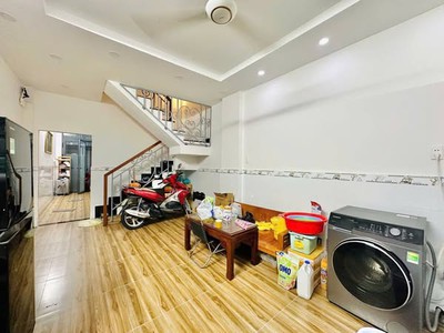 Nhà  đường phạm văn hai quận tân bình phường 3. 2