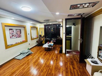 Nhà phố nguyễn văn cừ 45m2 dân xây 6 tầng, gara ô tô, ô tô tránh. 16.x tỷ 2