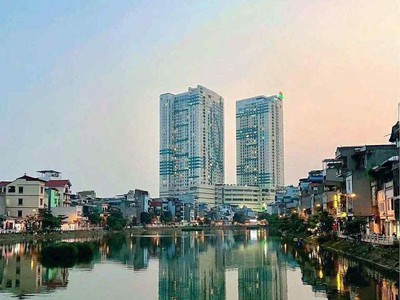 Bán nhà mặt hồ ngọc lâm, 64m, mặt tiền 5.2m, ôtô đỗ cửa, gần đường hồng tiến kéo dài 0