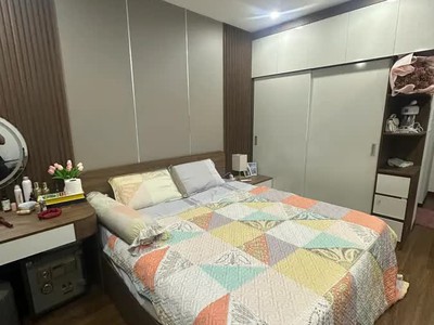 Nhà mới ở luôn phố ngọc trì 37m2  5 tầng mặt 5m,7.05 tỷ long biên. 2