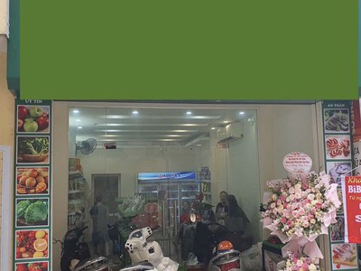Cho thuê nhà ngõ 73 hoàng văn thái 2 tầng x 53m2, 2pn kd cà phê, hàng ăn, nail... 0
