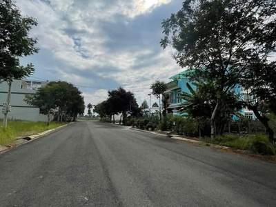 Chính chủ cần bán Đất Gần Aeon Tân An, SHR, 3 tỷ 100 4