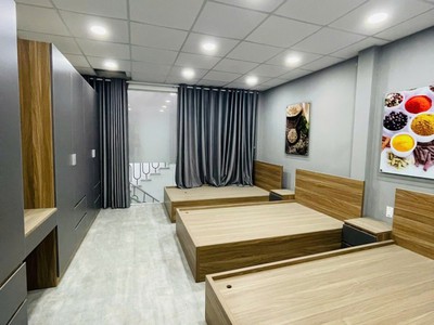 Bán nhà mặt tiền lý phục man, quận 7 gần kcx tân thuận, 116m2 4.3x28  3 tầng , chỉ 18.8 tỷ 2